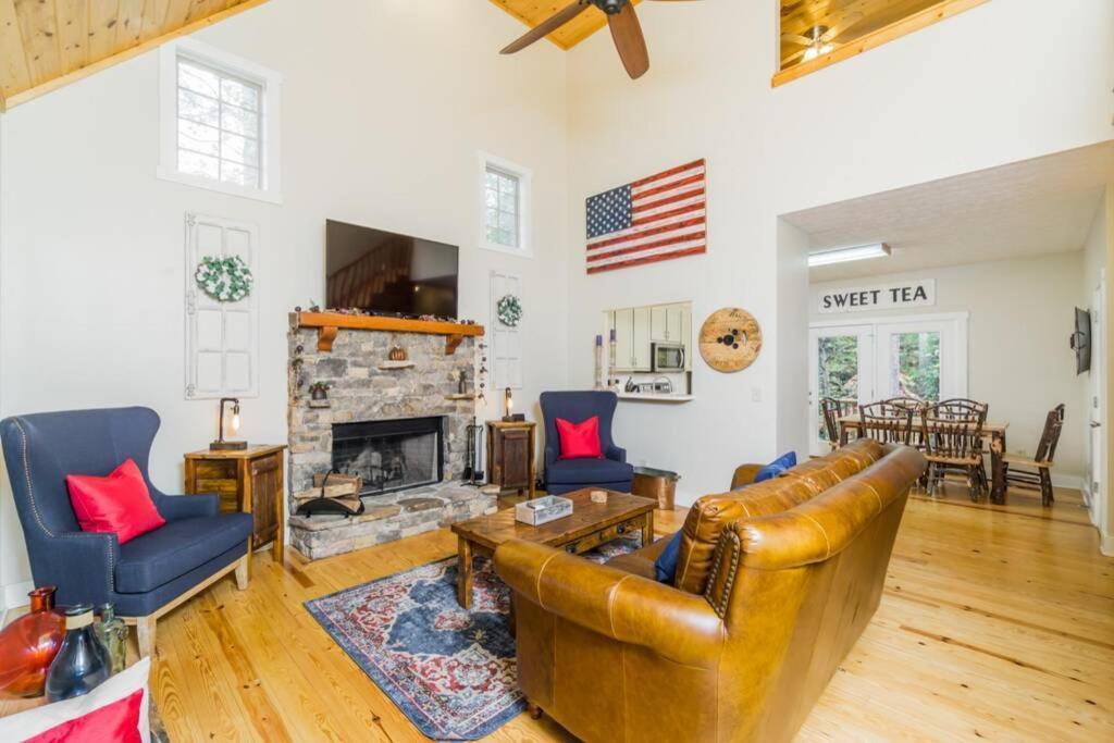 Deerfield Cabin Villa Dahlonega Eksteriør bilde
